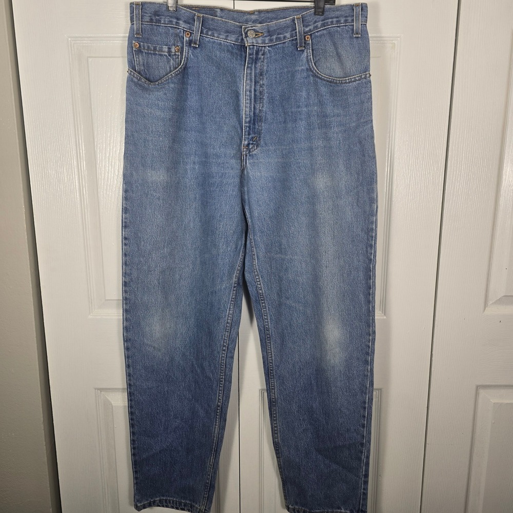 VTG 90's Levi's 560 Loose Fit Tapered Jeans Men's 36x32 Medium Wash Blue Denim
